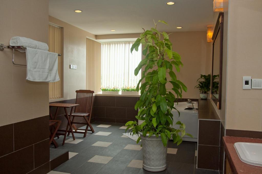 DLGL - Dung Quat Hotel Quang Ngai Bagian luar foto