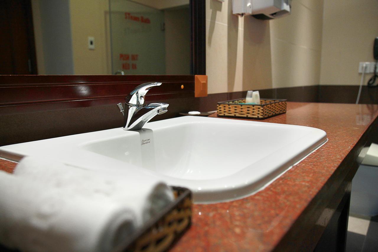 DLGL - Dung Quat Hotel Quang Ngai Bagian luar foto